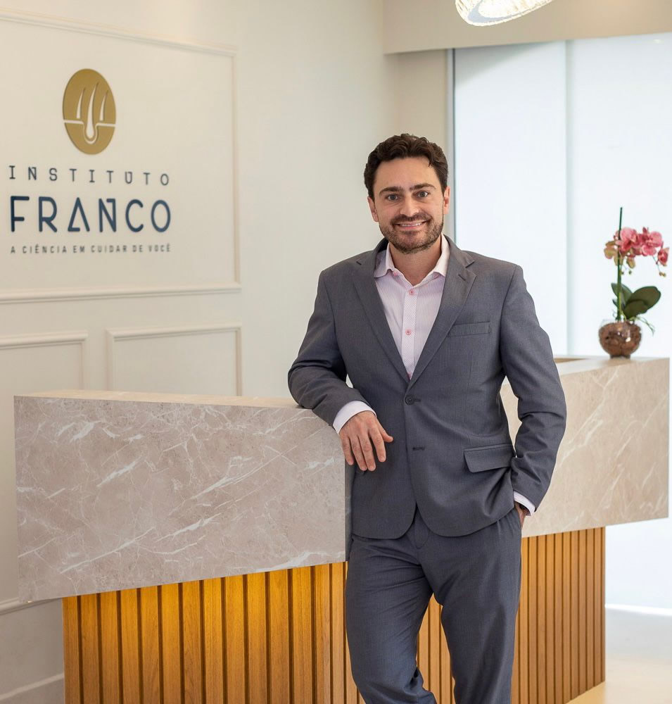 Dr. Fernando Franco